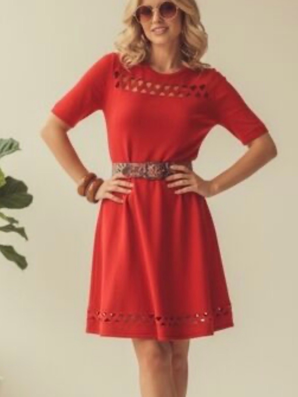 Adrienne Vittadini Women’s Red Short Sleeve Mini Dress Size Medium